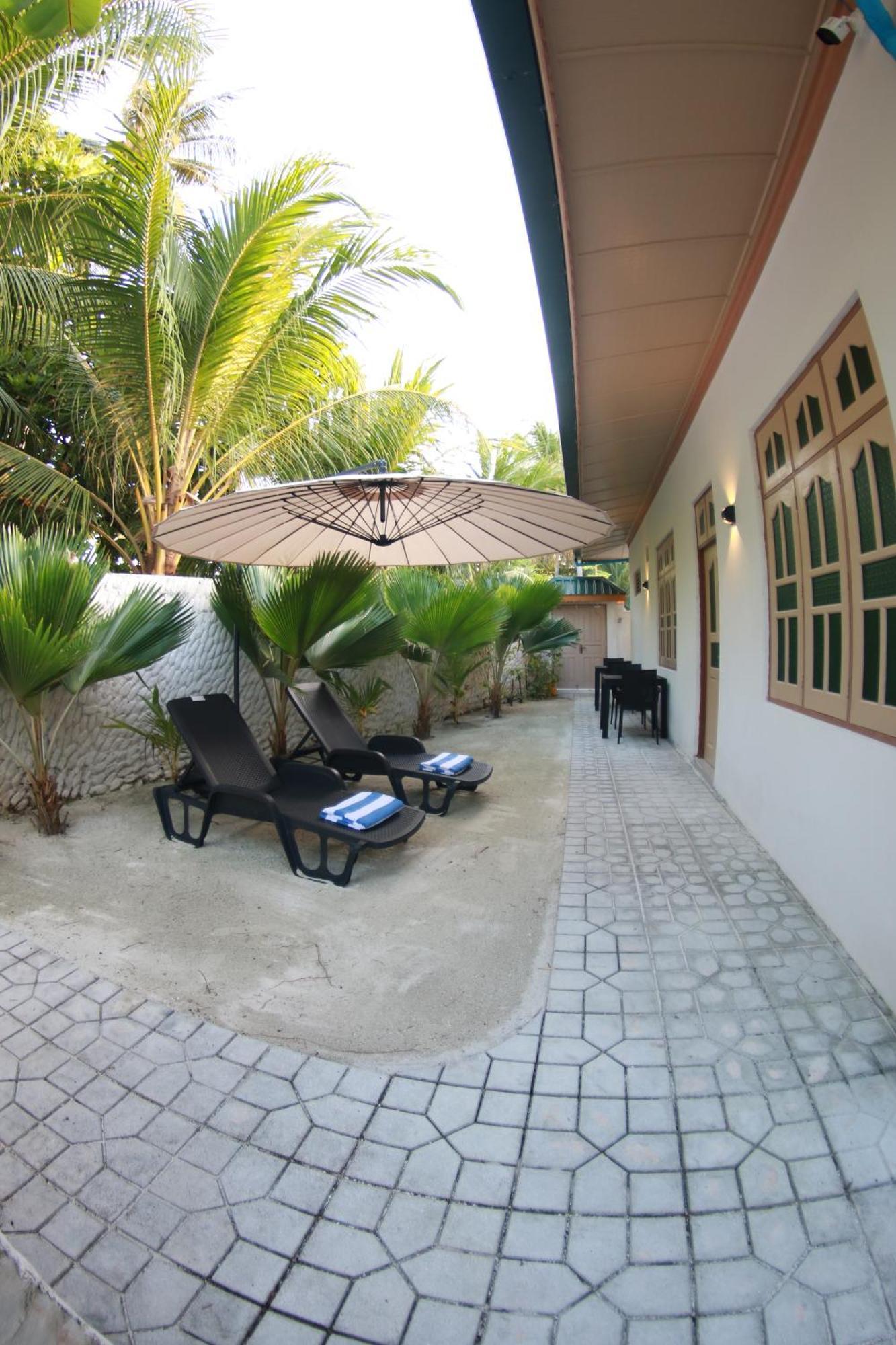 Oasis Village Fenfushi, Maldives エクステリア 写真